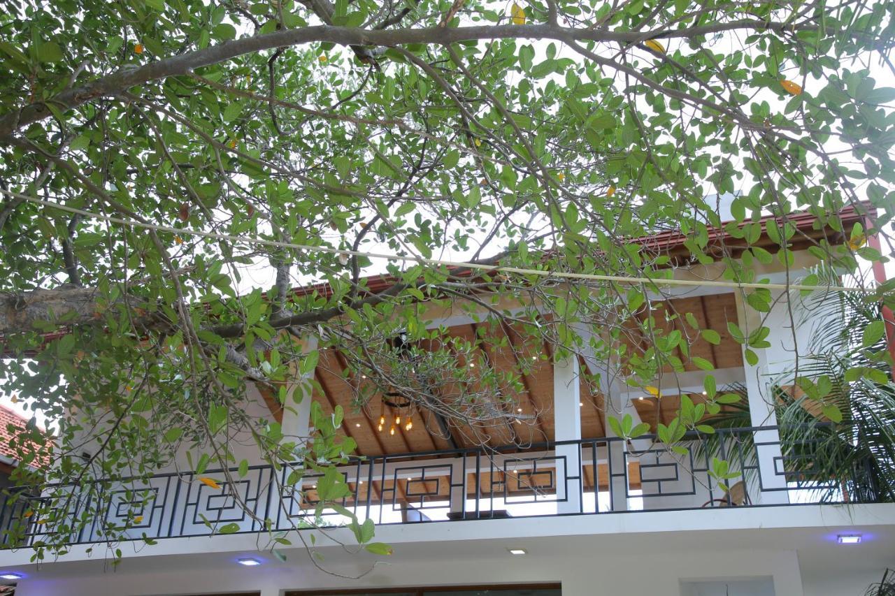 Gatetrees Resort Jaffna Exterior photo